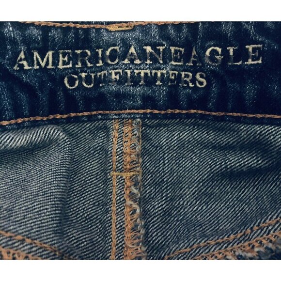 American Eagle Womens Size 00 Tomgirl Destroyed Distressed Button Fly Jeans - Picture 5 of 7